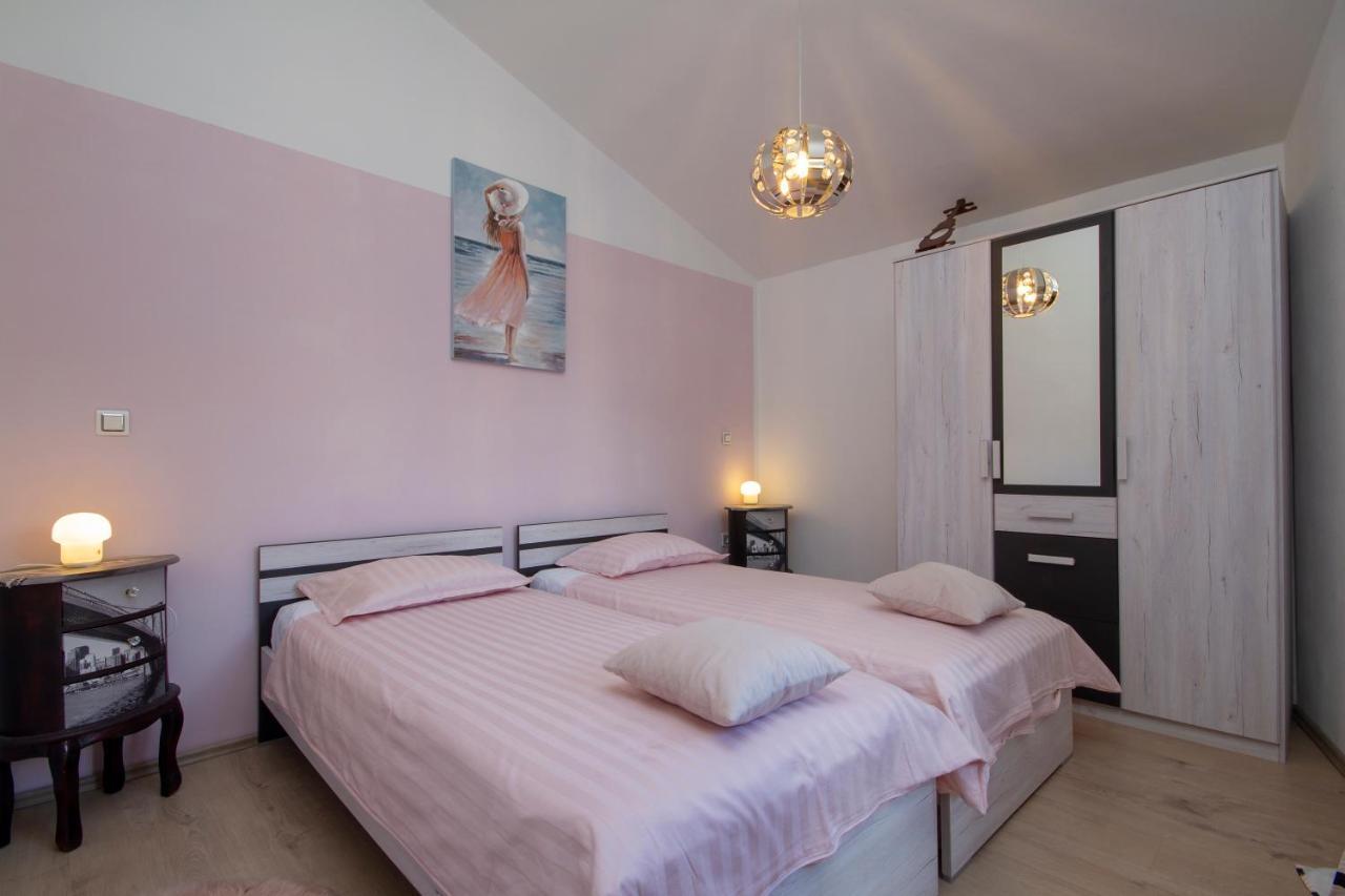 Magic Holiday Apartment Bale Eksteriør bilde